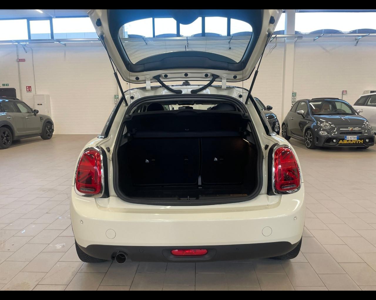 MINI Mini 5 porte (F55) - Mini 1.5 One 75 CV Baker Street 5 porte