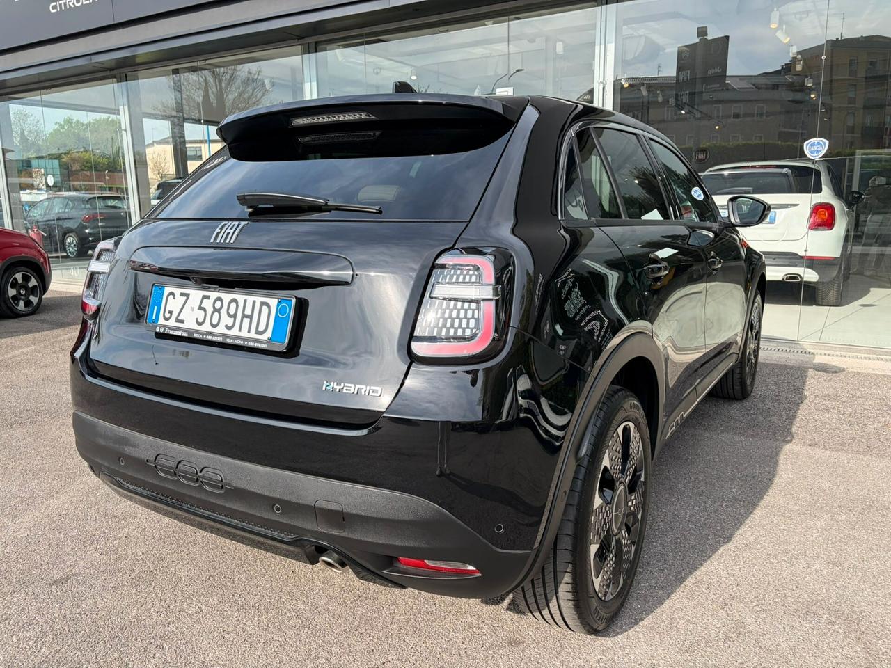 Fiat 600 Hybrid 110 CV DCT MHEV La Prima