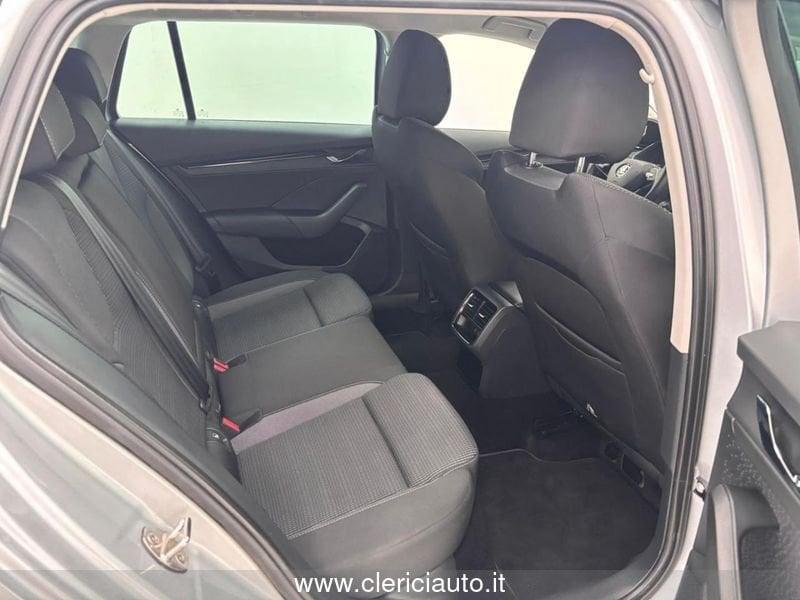 Skoda Octavia 1.5 e-TEC DSG Wagon Ambition