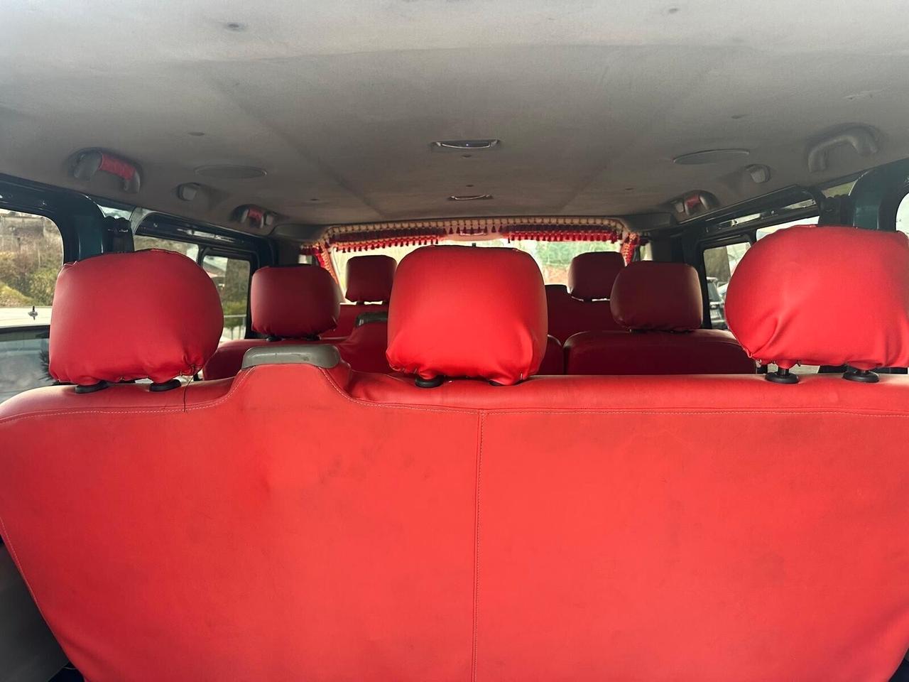 Renault Trafic T27 1.9 dCi/90 PC-TN Passenger Luxe NEOPATENTATI 9 POSTI