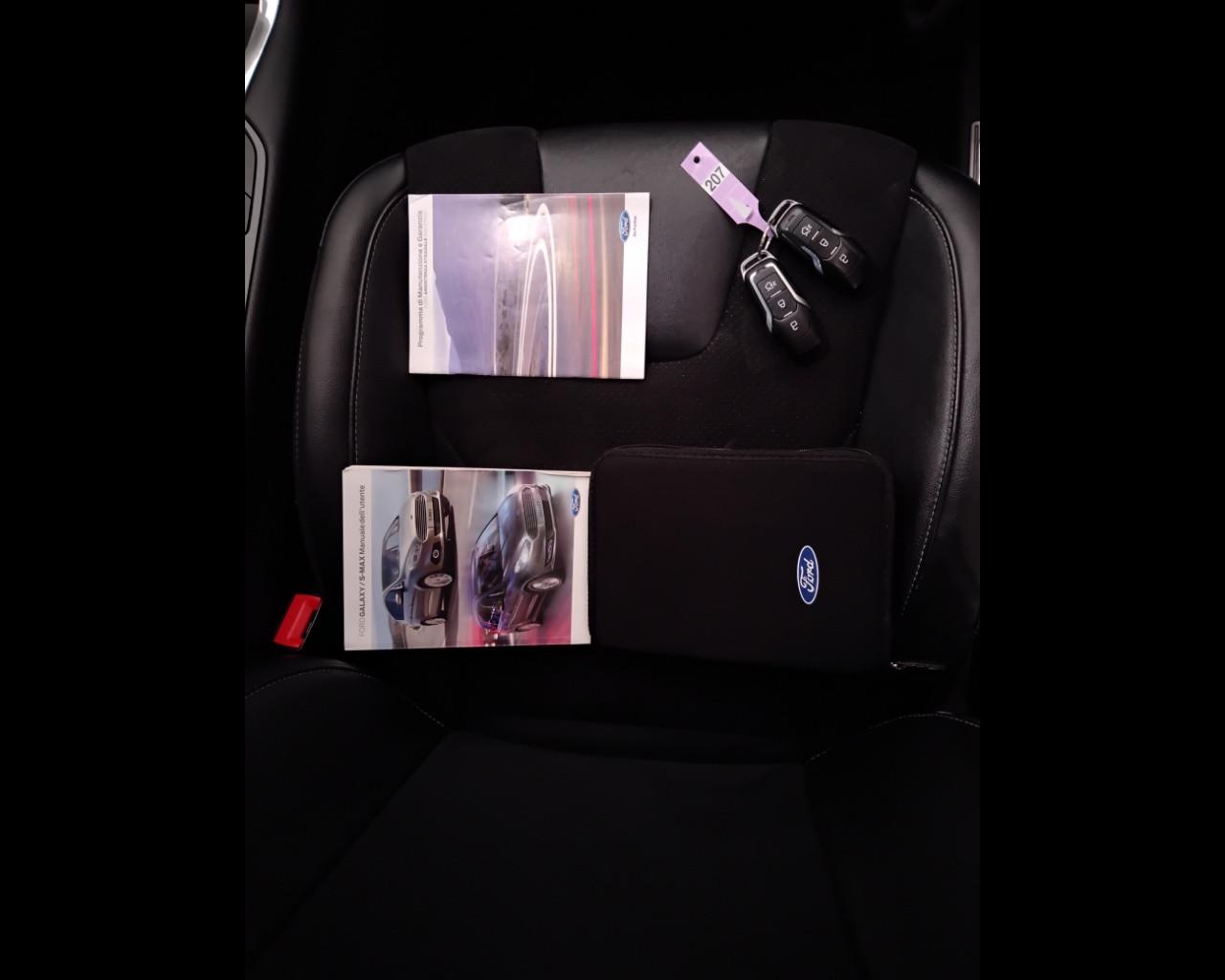 FORD Galaxy III 2015 - Galaxy 2.0 tdci Titanium s&s 180cv powersh