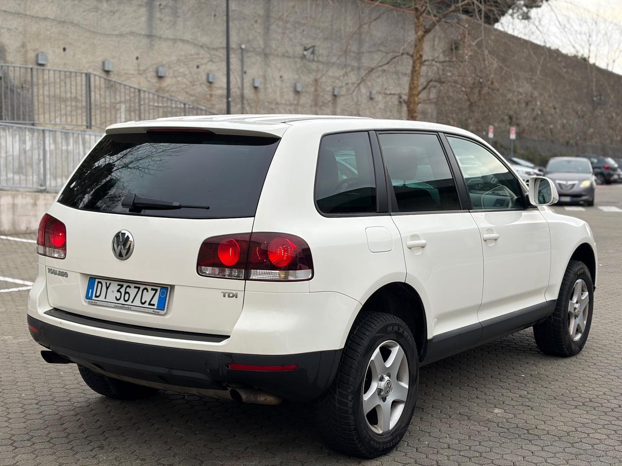Volkswagen Touareg 2.5 TDI 174CV 4x4 - 2009 MANUALE