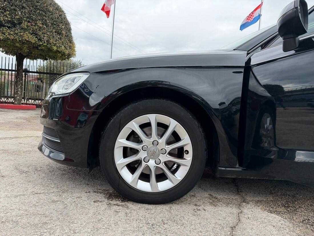 Audi A3 SPB 1.6 TDI ultra Attraction