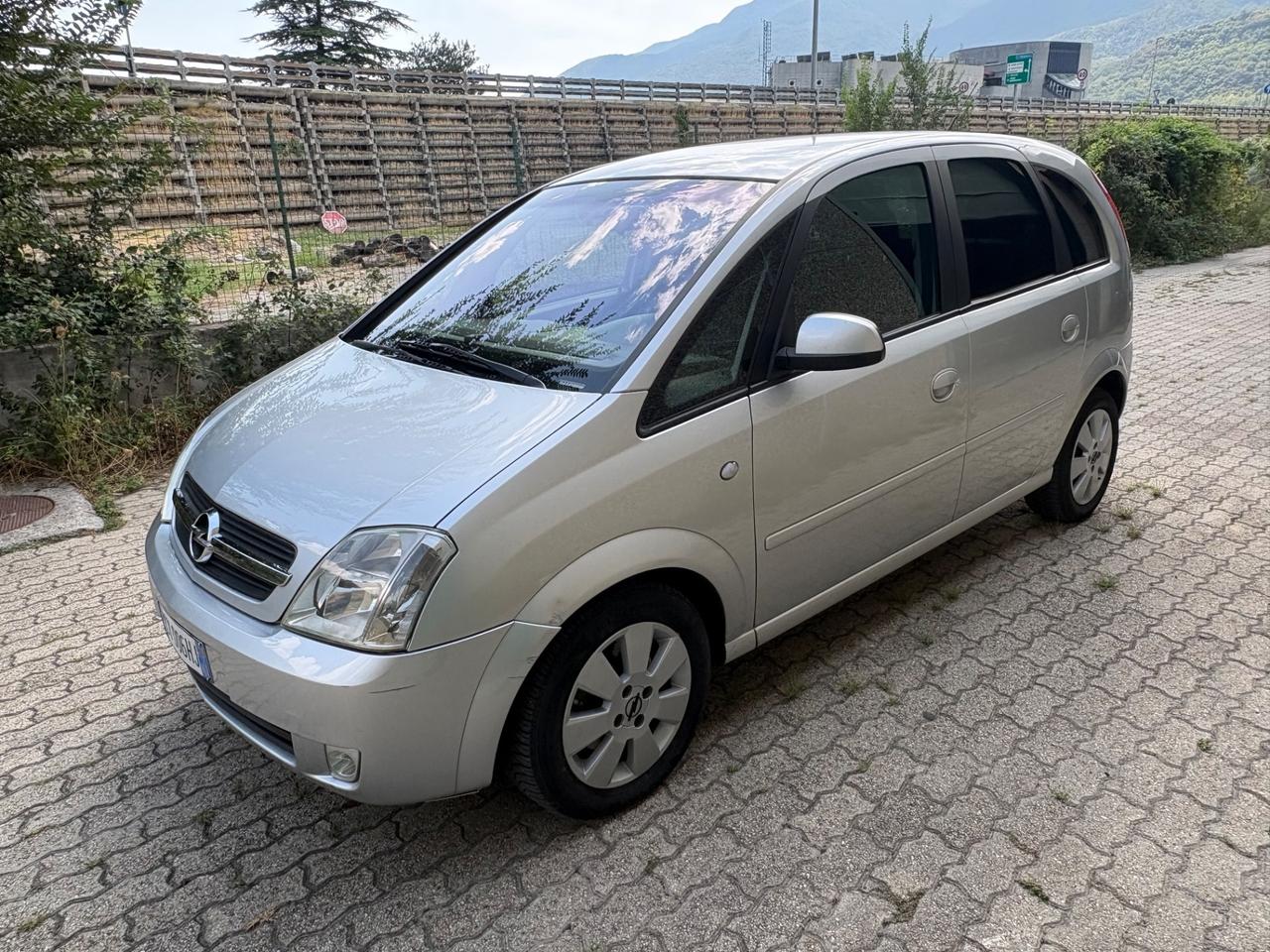 Opel Meriva 1.6 16V Cosmo