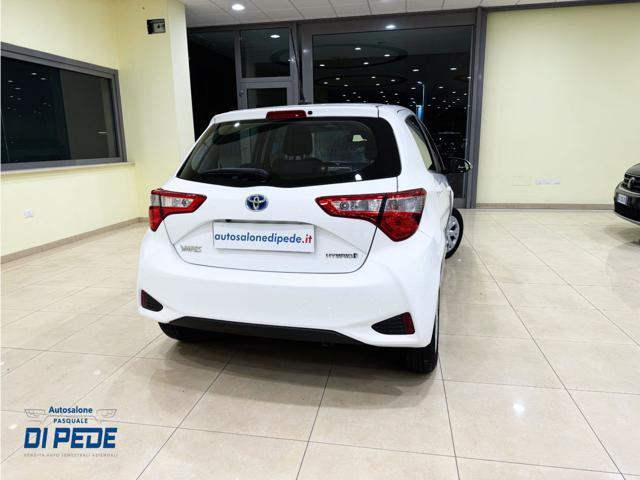 TOYOTA Yaris 1.5 Hybrid 5 porte Business