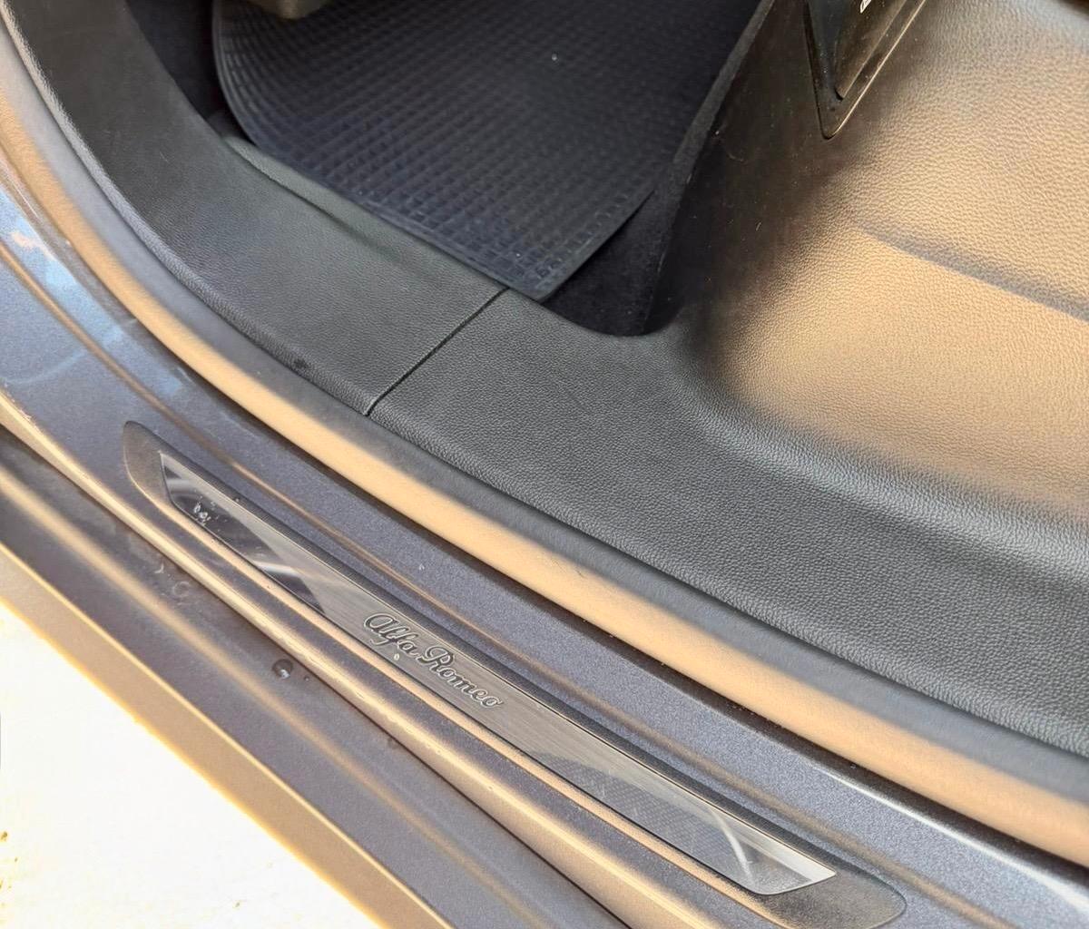 Alfa Romeo Stelvio 2.2 Turbodiesel 210 CV AT8 Q4 B-Tech