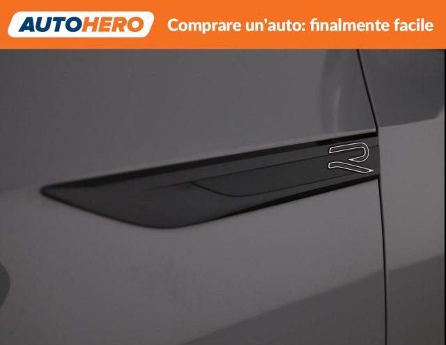 VOLKSWAGEN Golf 1.5 eTSI 150 CV EVO ACT DSG R-Line