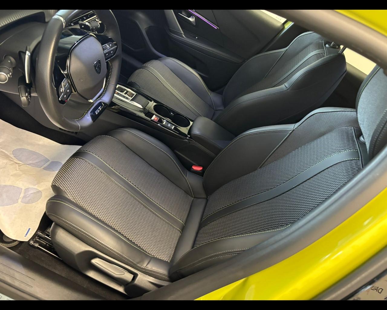 PEUGEOT 208 II 2023 - 208 1.2 hybrid GT 145cv e-dcs 6