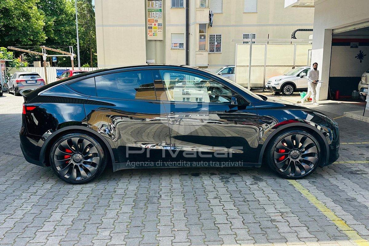 TESLA Model Y Performance AWD