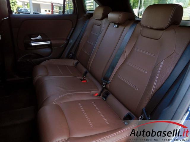 MERCEDES-BENZ GLA 200 D AUTOMATIC PREMIUM TECH-PACK AUTOMATICA 8G-DTC