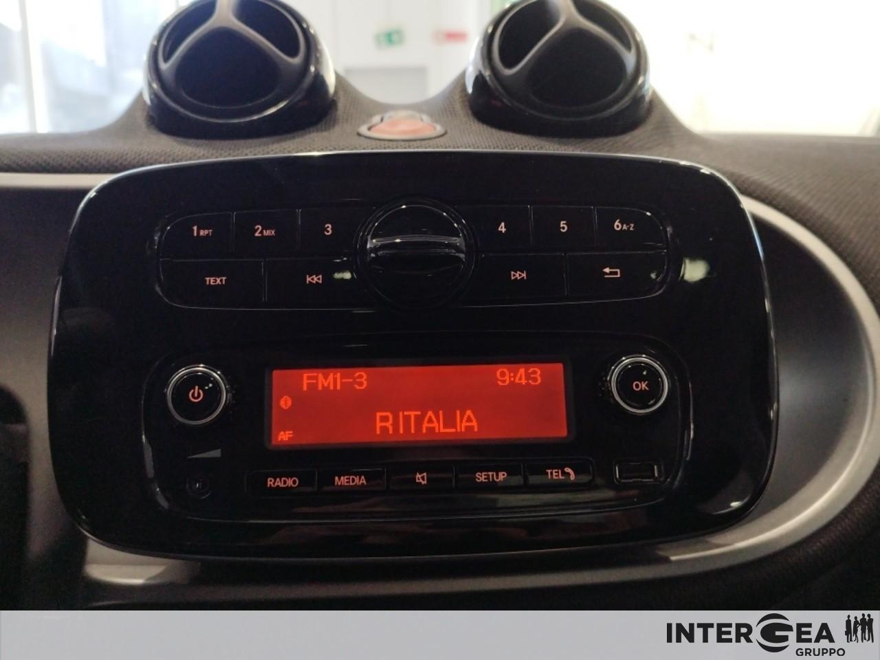 SMART Forfour 0.9 t Passion 90cv twinamic my18