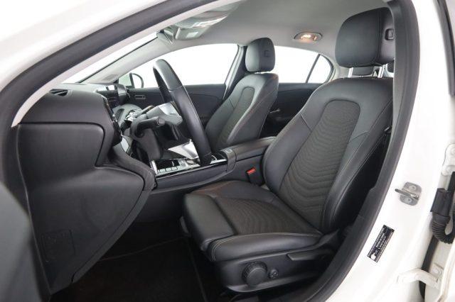 MERCEDES-BENZ A 180 A 180 d Automatic Advanced
