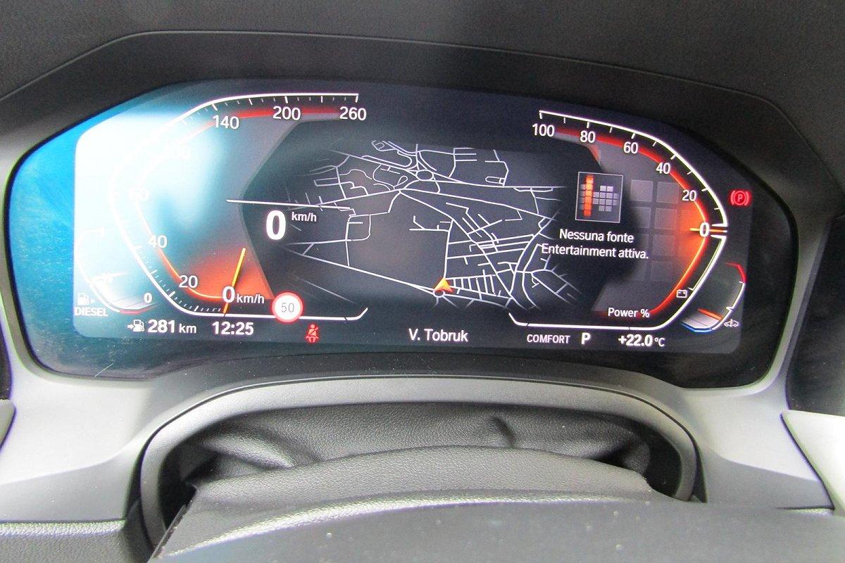 BMW 318d 48V Touring Business Advantage