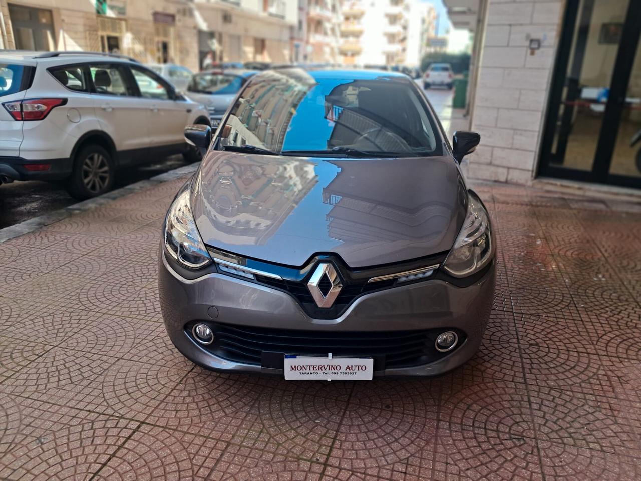 RENAULT CLIO 1.5 Dci 75CV-NEOPATENTATI-Euro7490