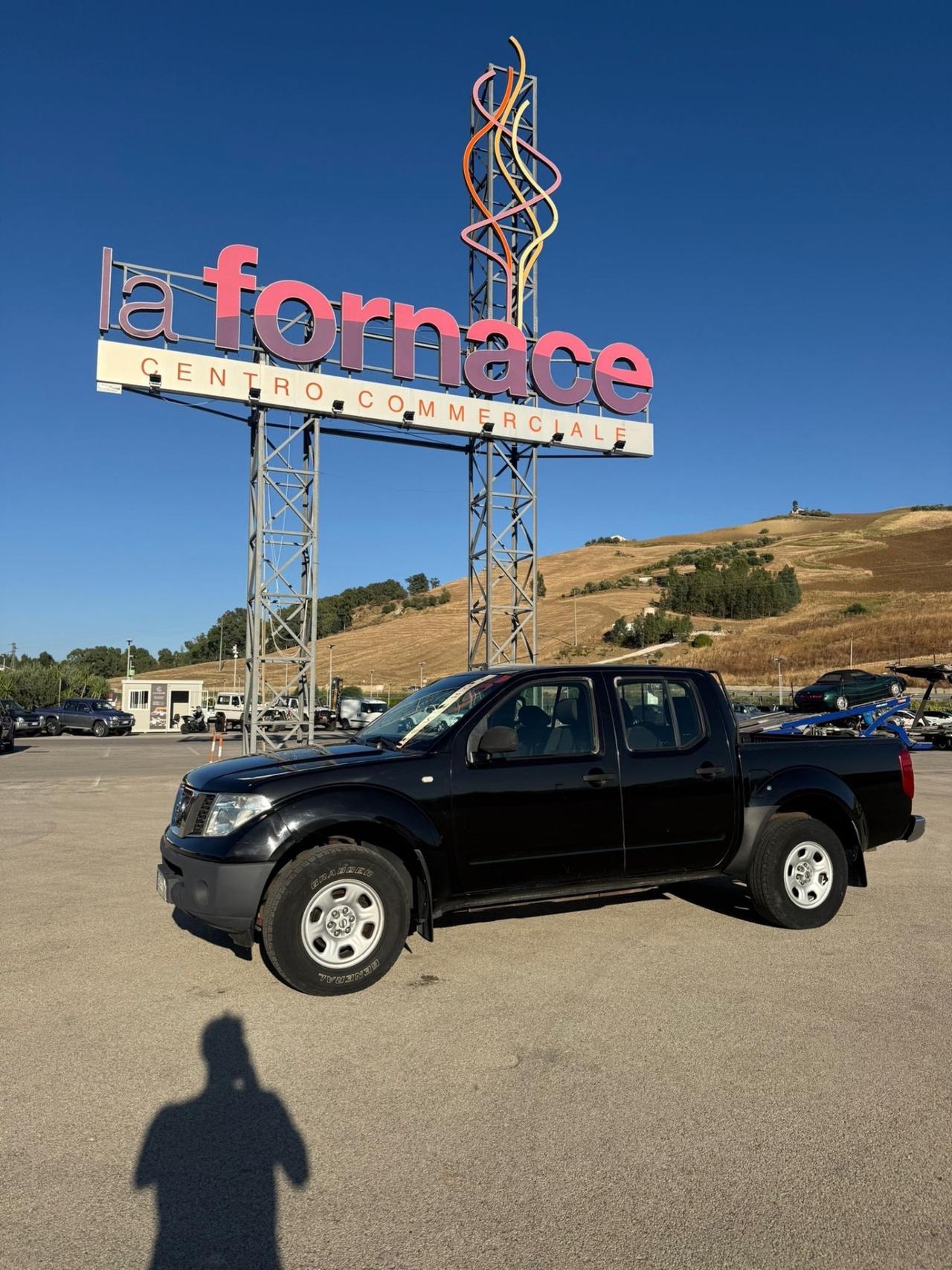 Nissan Navara 2.5 dCi 4 porte Double Cab XE