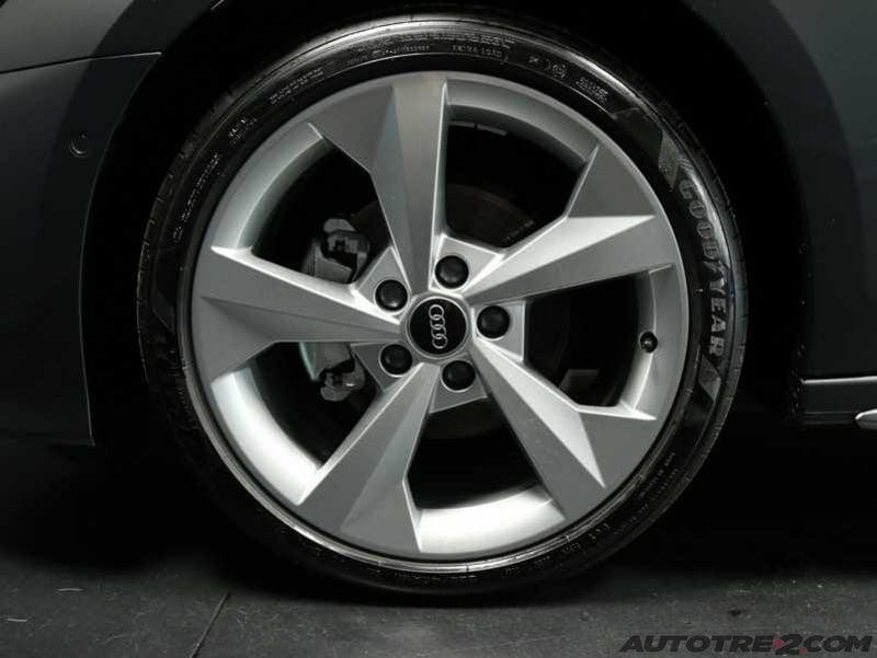 Audi A3 A3 SPB TDI 110 kW S tronic S line edition DA € 32700 DETAX
