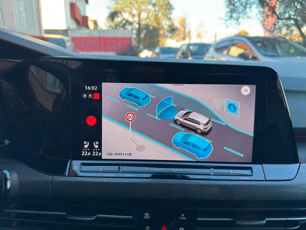 Volkswagen Golf 2.0 tdi GTD 200cv dsg TETTO PELLE IQ