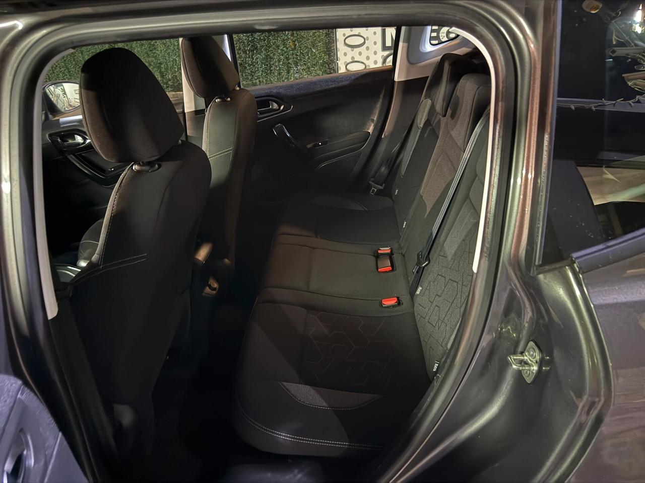 Peugeot 2008 PureTech Turbo 110 S&S Allure