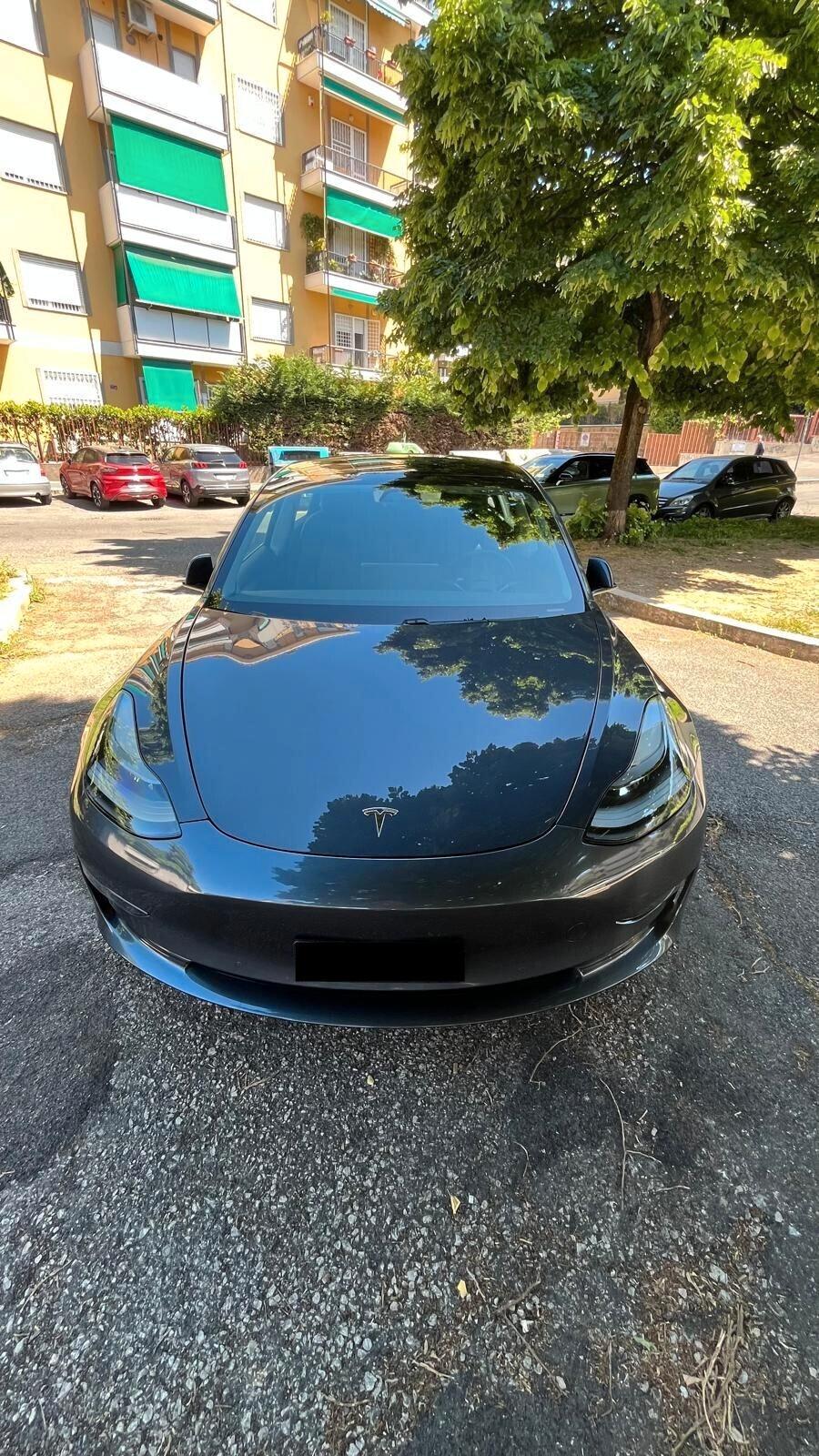 Tesla Model 3 RWD