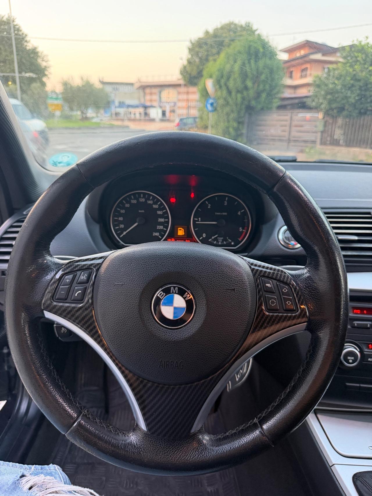 Bmw serie 1 118d E87