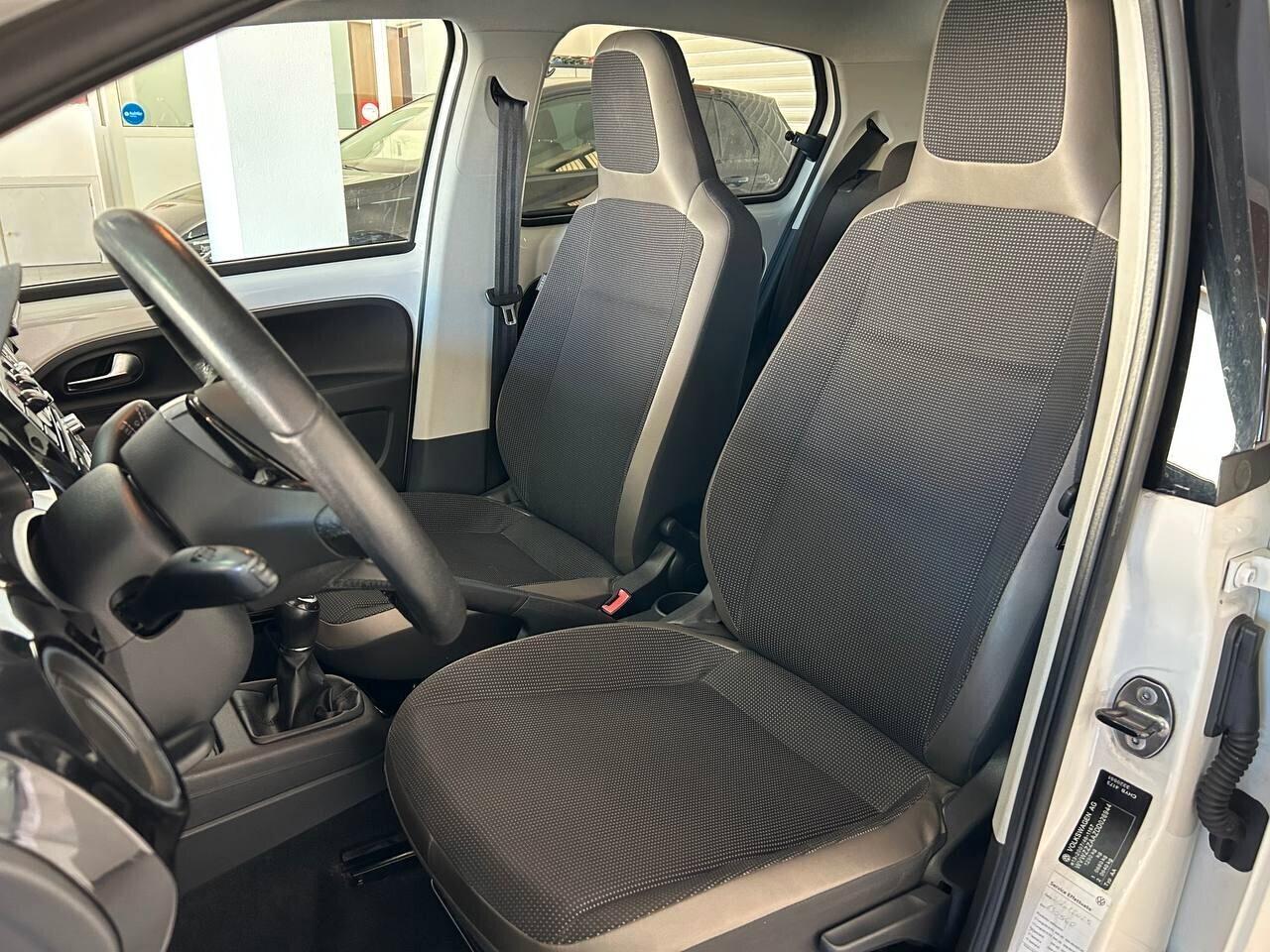 Volkswagen up! 1.0 75 CV 5p. high