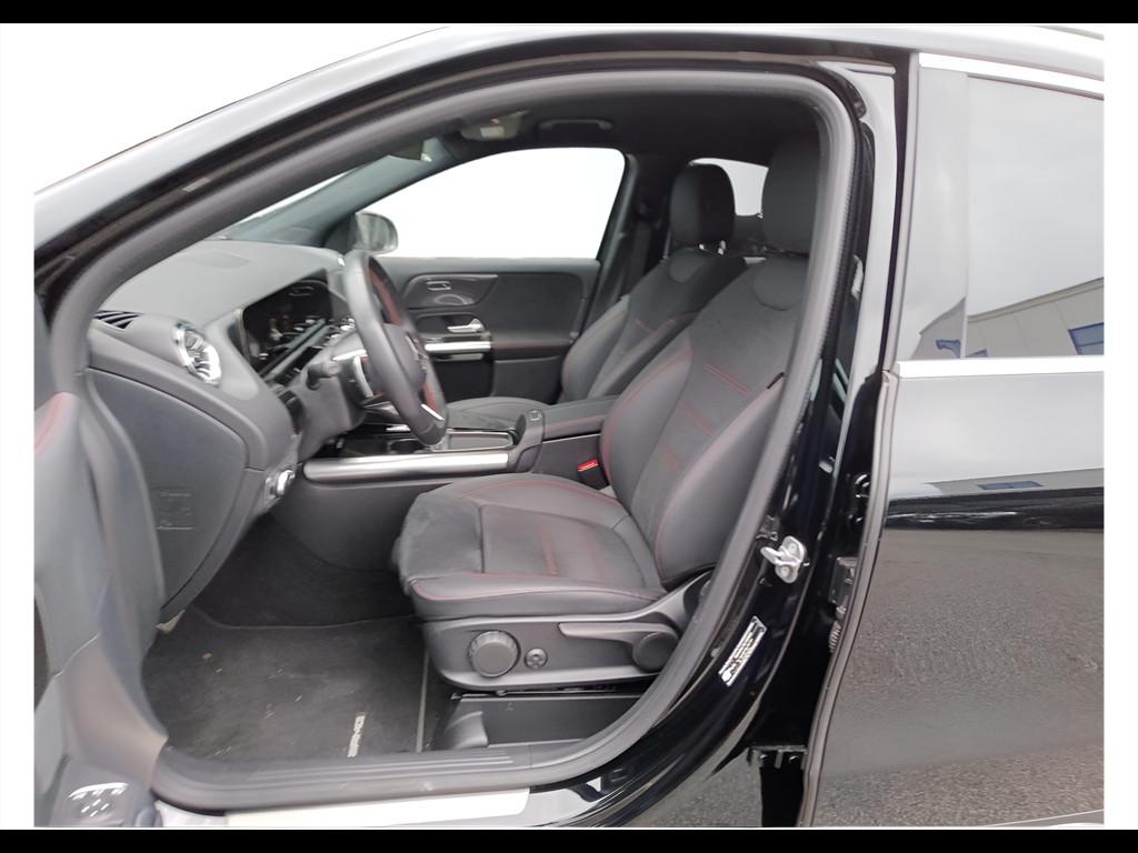 Mercedes-Benz GLA-H247 2023 - GLA 180 d AMG Line Advanced Plus auto