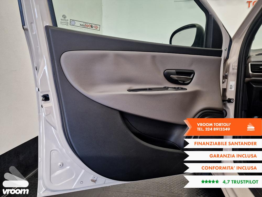 LANCIA Ypsilon 3ª serie Ypsilon 1.2 69 CV 5 po...
