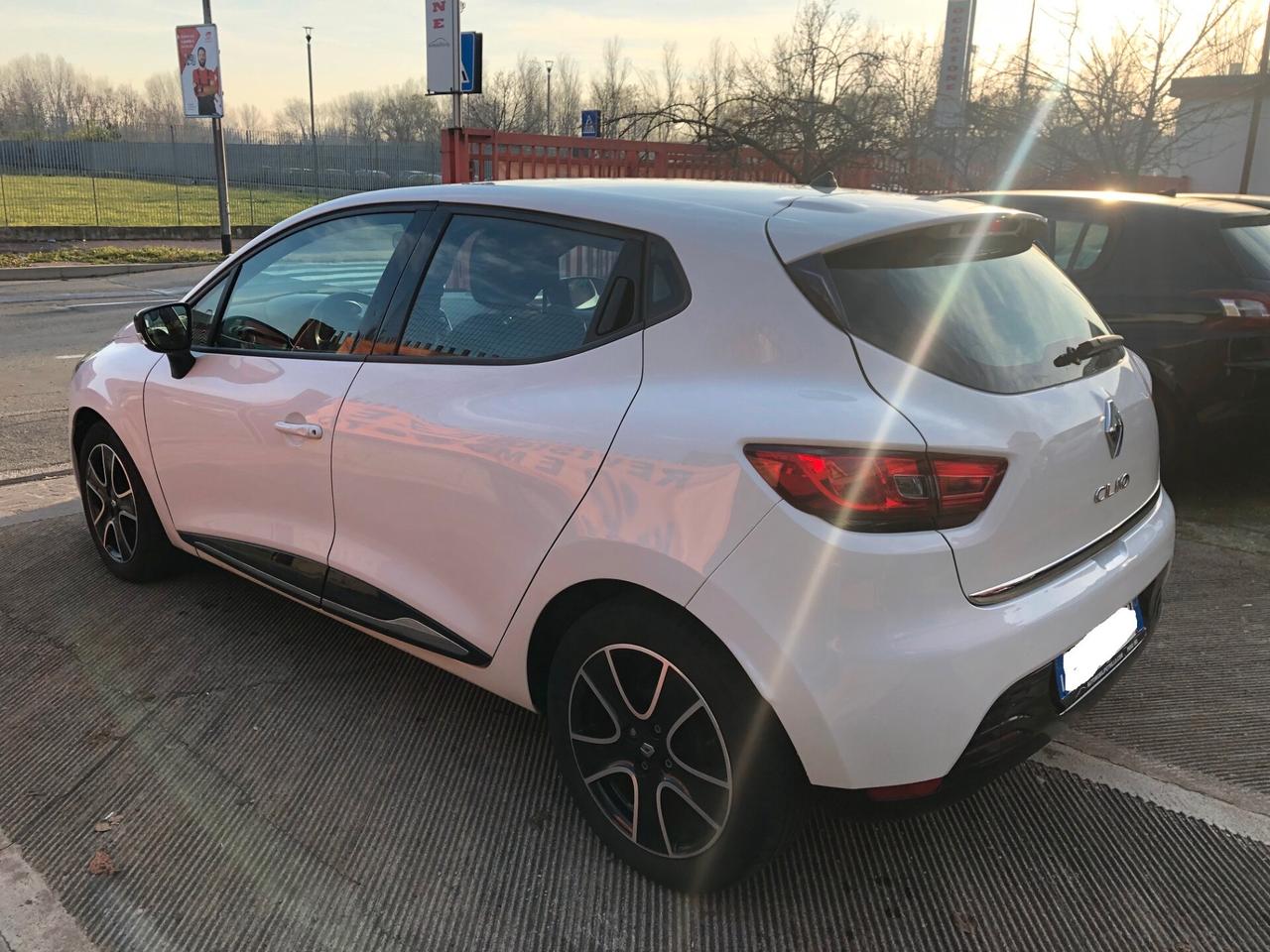 Renault Clio 1.2 75CV 5 porte Intens