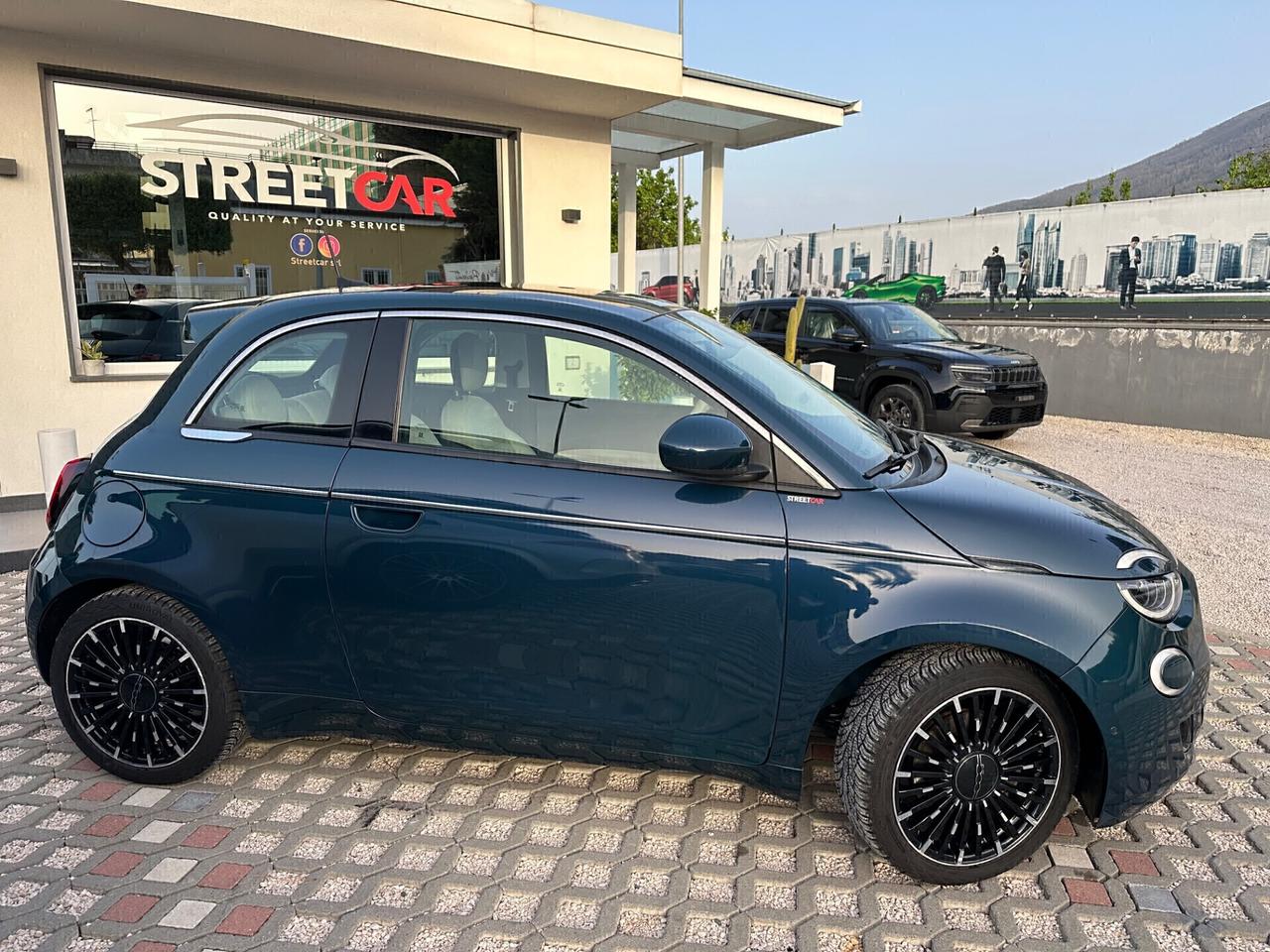 Fiat 500 500e Berlina 42 kWh La Prima By Bocelli