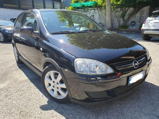 OPEL Corsa 1.0i 12V cat 3 porte Silverline