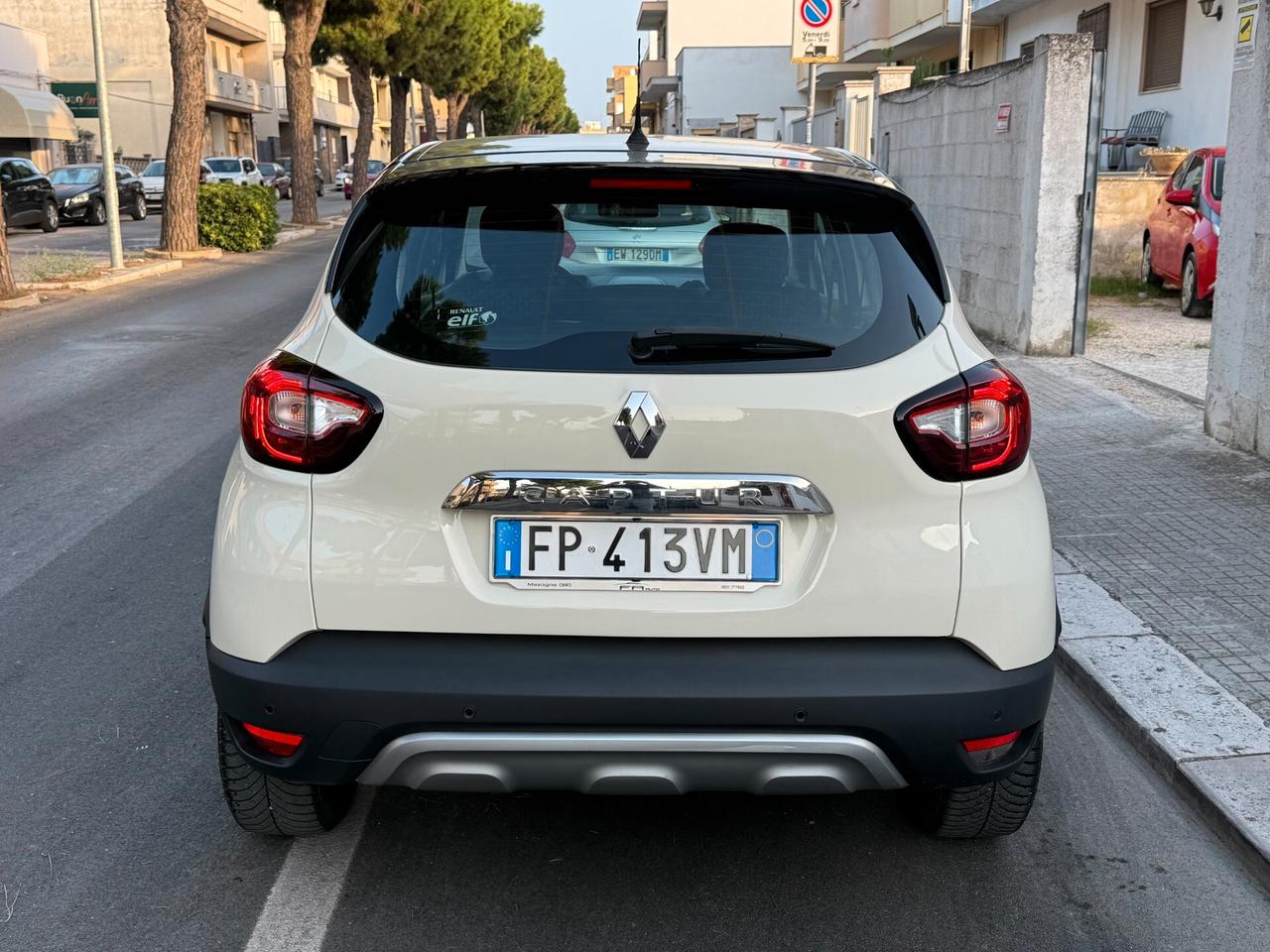 Renault Captur 1.5 dCi 90CV LED NAVI CAMERA - 2018