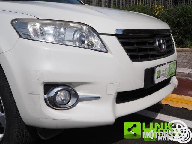 TOYOTA RAV 4 2.2 D-4WD Luxury