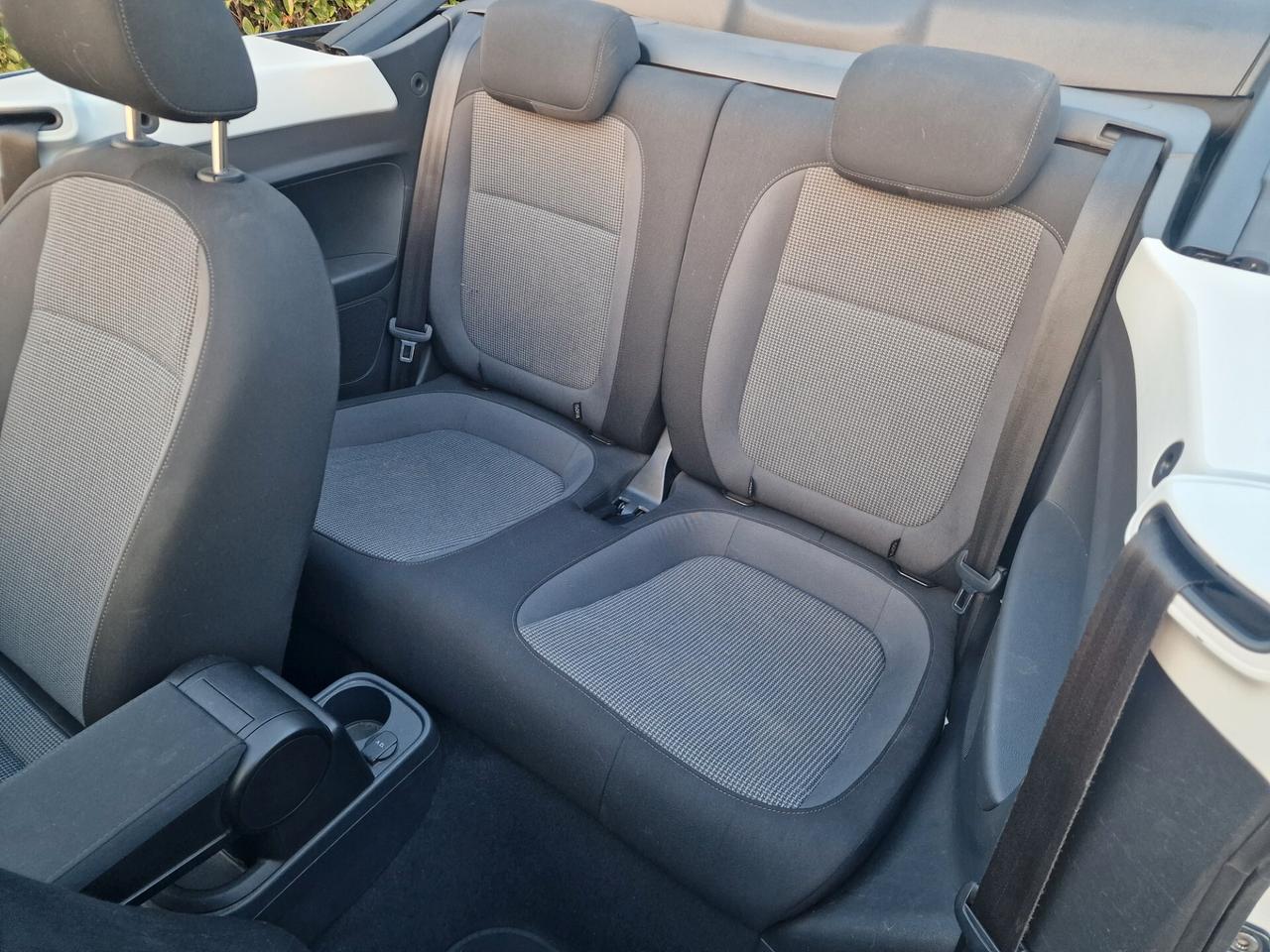 Volkswagen Maggiolino Cabrio 1.4 TSI 105cv