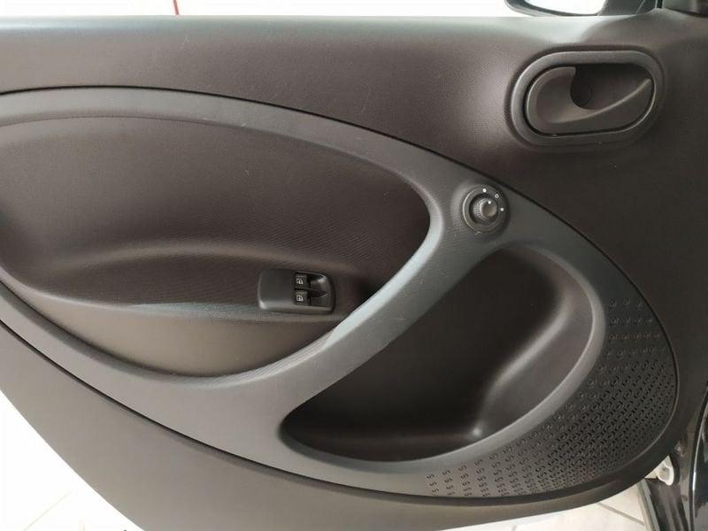 smart forfour 1.0 Youngster 71cv my18