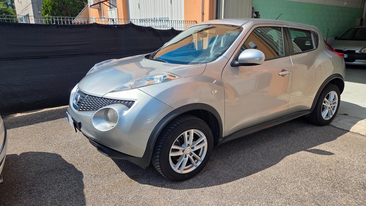 Nissan Juke 1.6 Tekna unico proprietario neo patentati