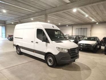 Mercedes-Benz Sprinter 311 2.0 cdi F 37/33 rwd H2