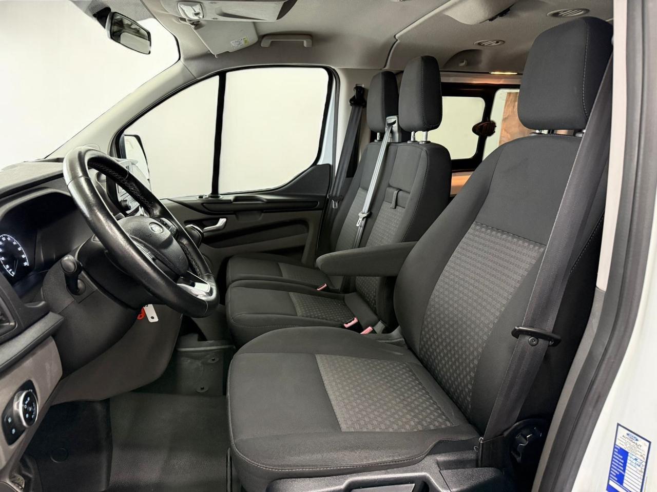 Ford Transit Custom 2.0 TDCi 130 PC Combi 9 POSTI