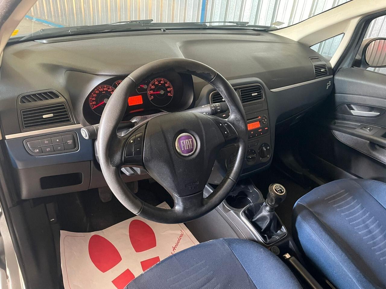 FIAT GRANDE PUNTO 1.2 - NEOPATENTATI