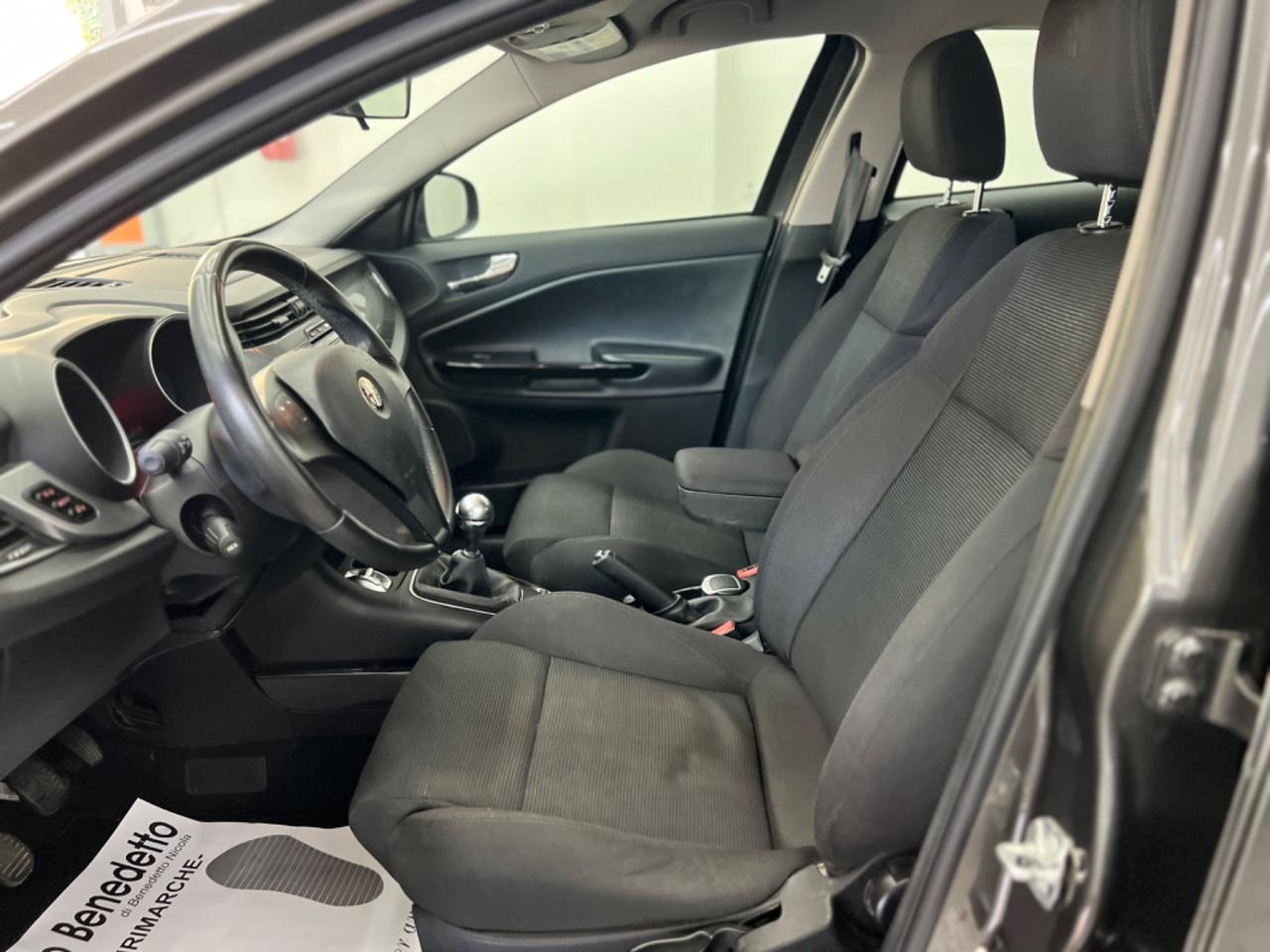 Alfa Romeo Giulietta 1.6 JTD 105 CV Distinctive 201