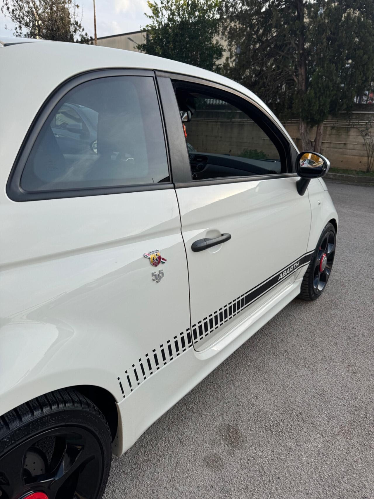 Abarth 595 1.4 Turbo T-Jet 160 CV Competizione