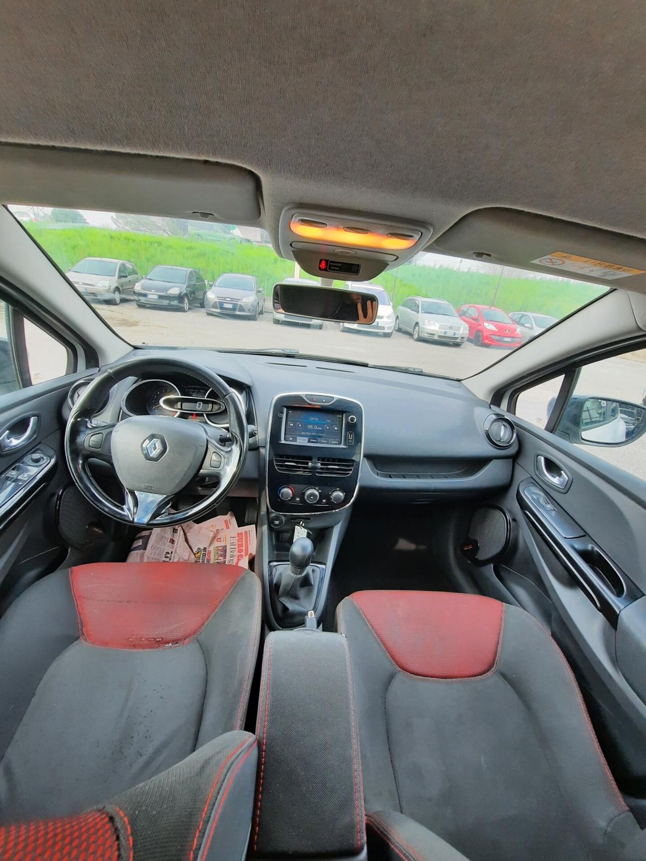 Renault Clio 1.2 75CV 5 porte Live OK NEOPATENTATI