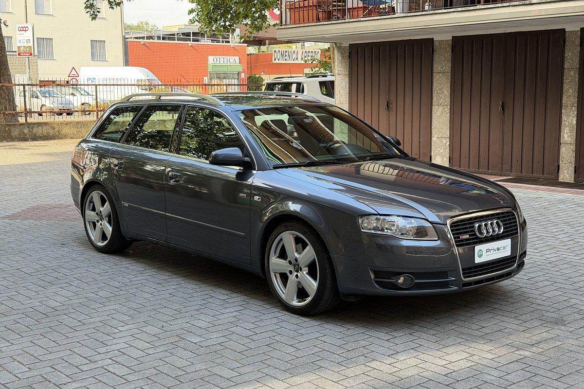 AUDI A4 1.8 20V T Avant quattro Top plus