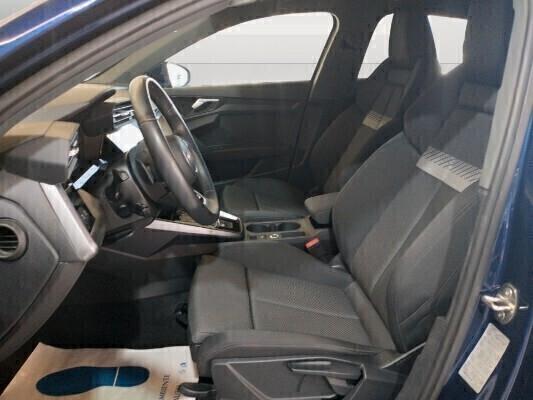 Audi A3 Sportback 35 2.0 tdi s-tronic s-line
