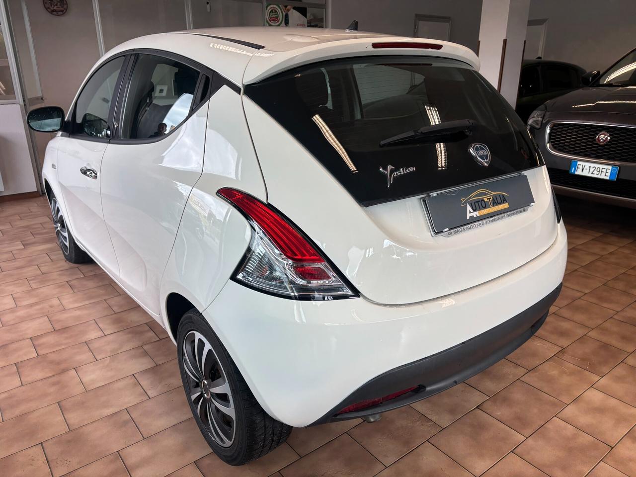 Lancia Ypsilon 1.3 mjt Silver s *PER NEOPATENTATI