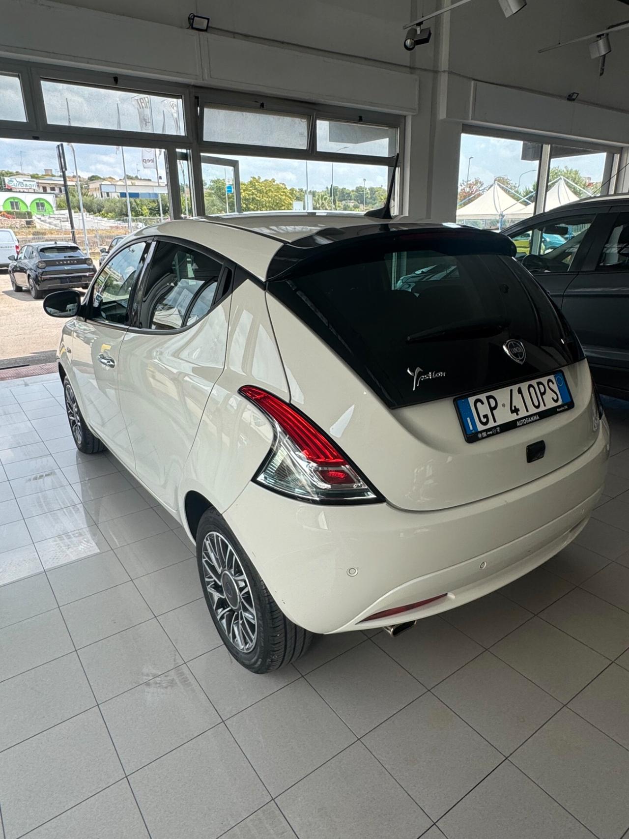 LANCIA YPSILON 1.0 HYBRID GOLD PLUS FULL OPTIONAL