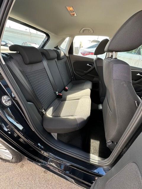VOLSKWAGEN POLO 1.4 TDI DIESEL 2015 FULL OPTIONAL