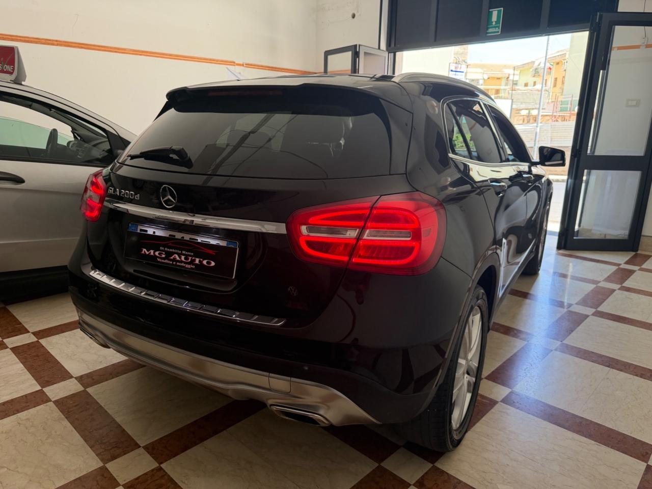 Mercedes-benz GLA 200 d Premium