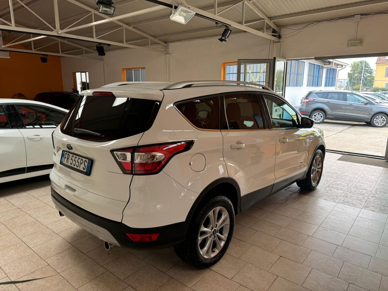 Ford Kuga 2.0 TDCI 150 CV S&S 4WD Powershift Titanium