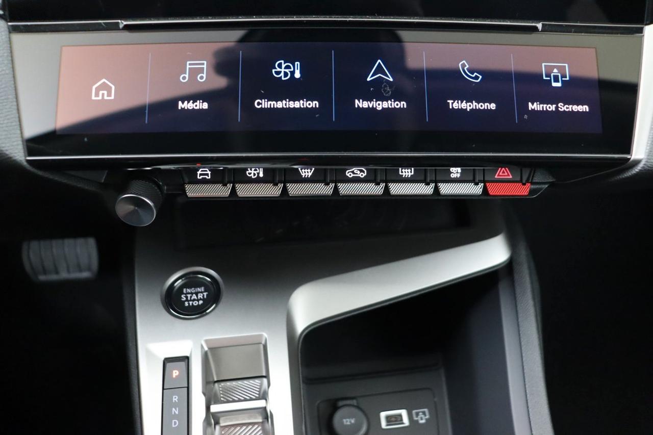 Peugeot 408 58,2 kWh Allure 214cv