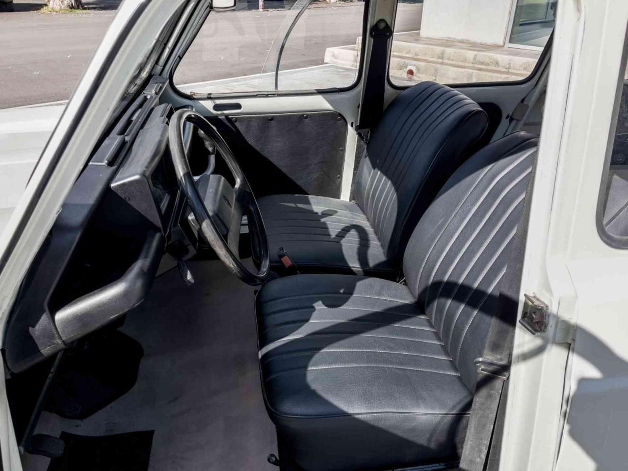 Renault R 4 RENAULT 4